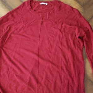 Maroon sweater